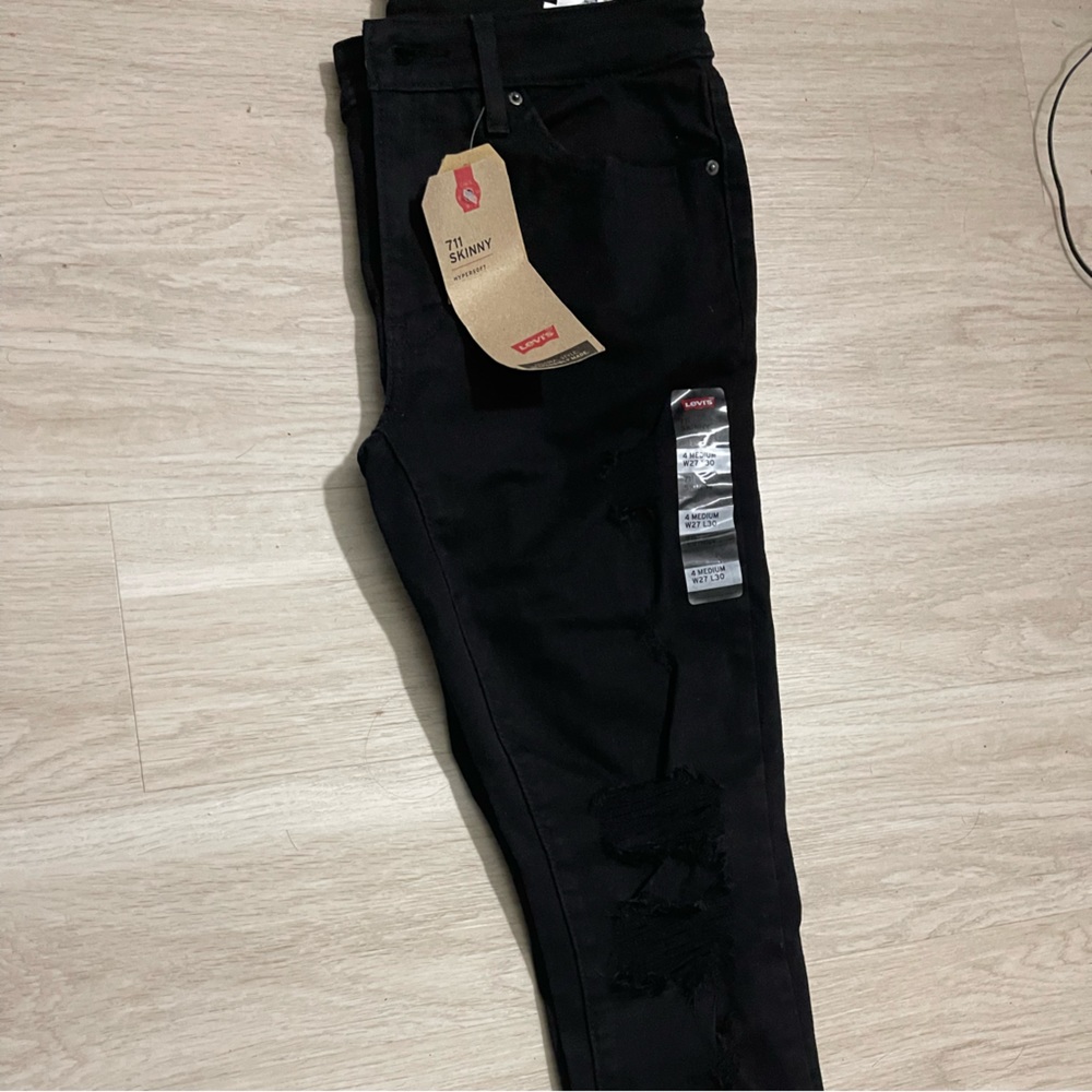 Black Levi’s Jeans , NEVER WORN